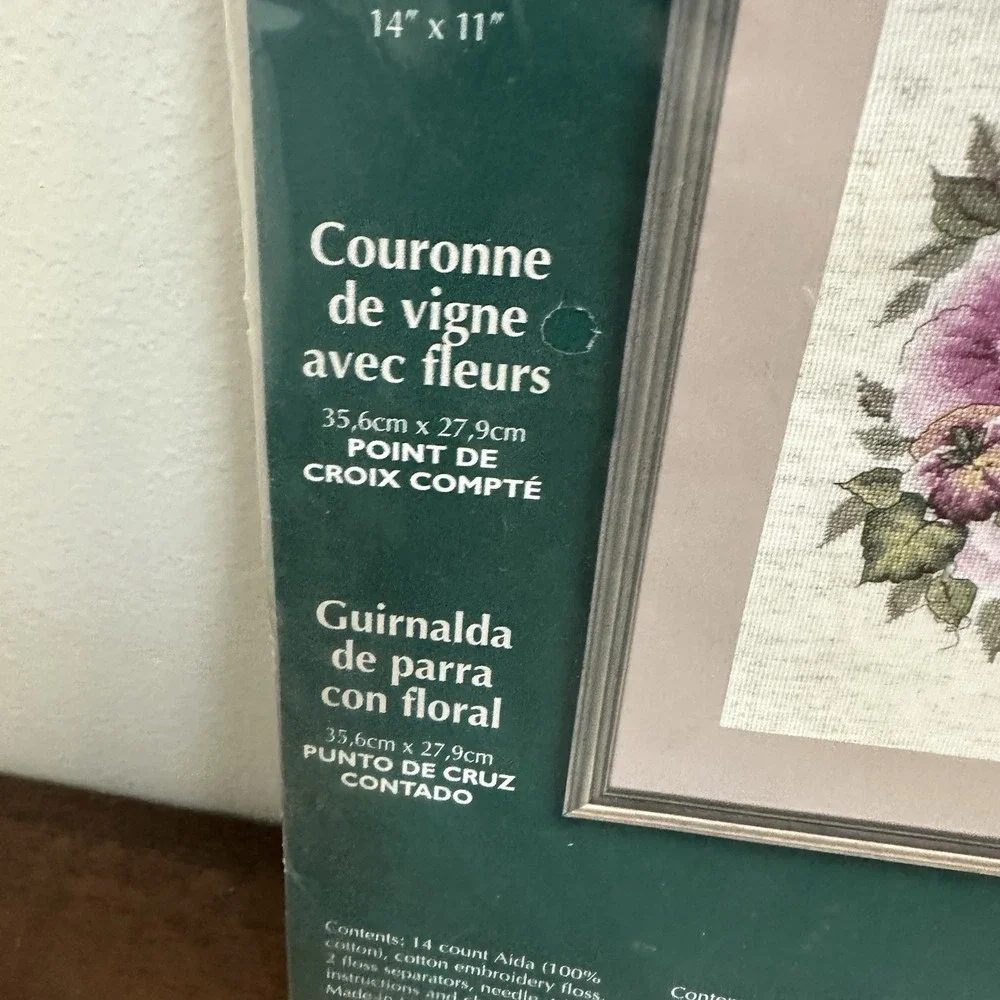 Bucilla Donna Dewberry #43092 Grapevine Wreath Floral Counted Cross Stitch Kit